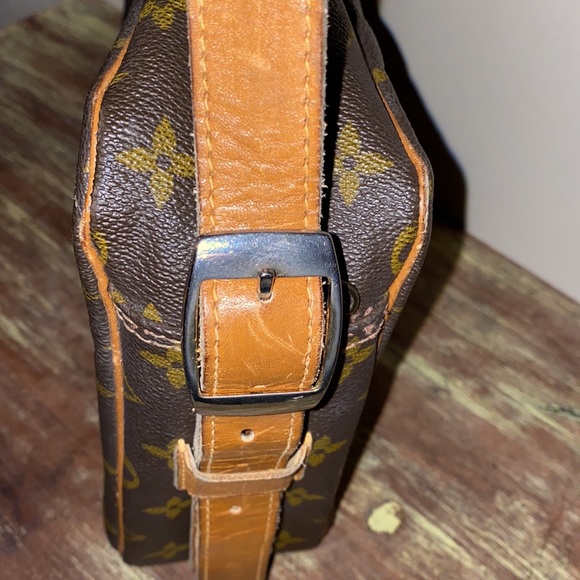 Rare Authentic Louis Vuitton Paris bag - Picture 14 of 14